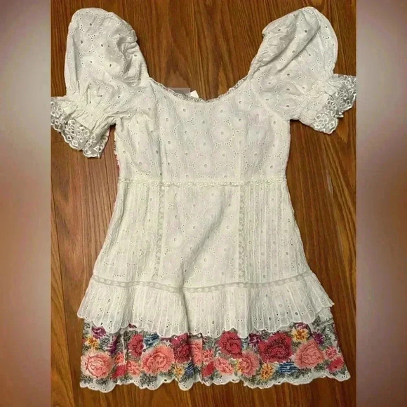 NWT LoveShackFancy Thressey Floral Embroidered Eyelet Cotton Mini Dress White 4 - Picture 8 of 10